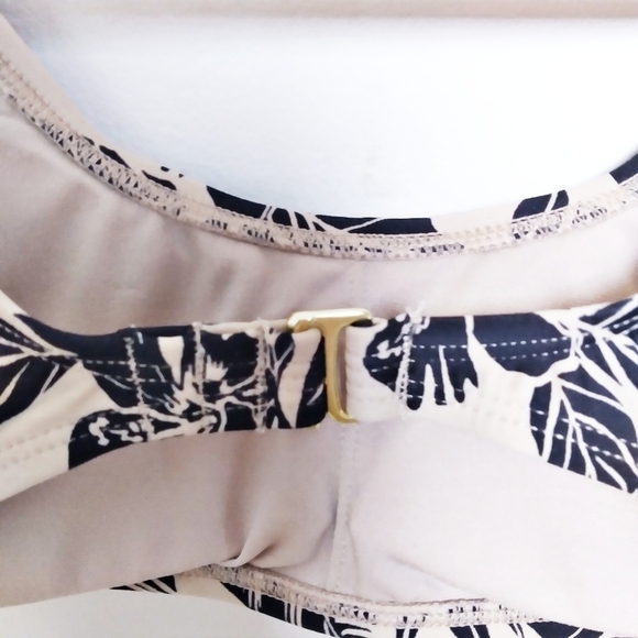 Xhilaration Neutral Tropical Leaf Print Bikini Top Size XS - Picture 6 of 8